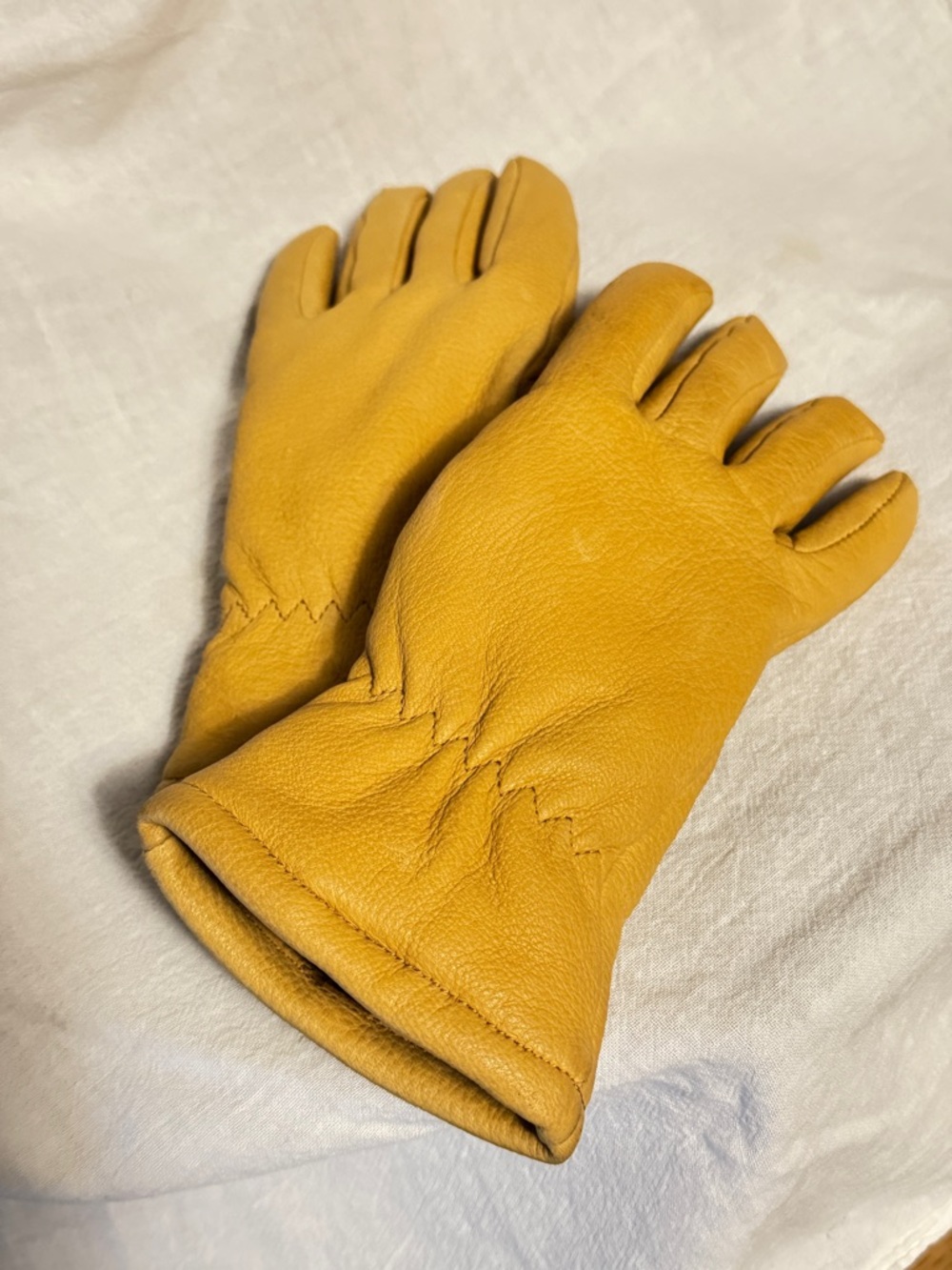 Women's Natural Yellow Leather Lined Gloves
